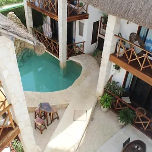 https://lagoon-boutique-hotel.tulum-hotels.net